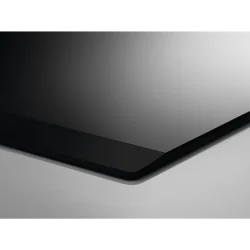 Интегрируемая стеклокерамическая варочная панель Electrolux, EHF6343FOK