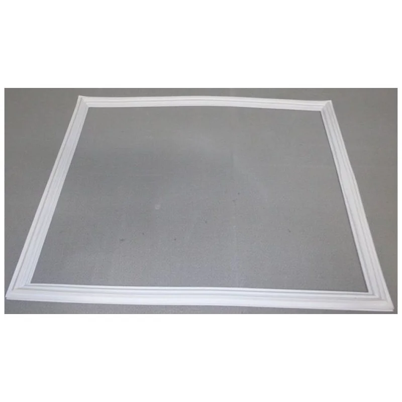 Уплотнитель двери морозильного отделения холодильника Beko 4668512000