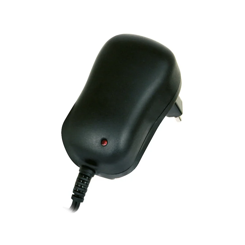 Universaalne Adapter TREVI