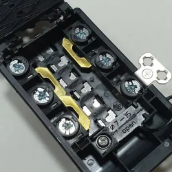 Клеммная коробка для плиты BEKO 266920004